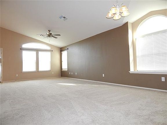 4th image of 3555 Sandy Koufax Ln