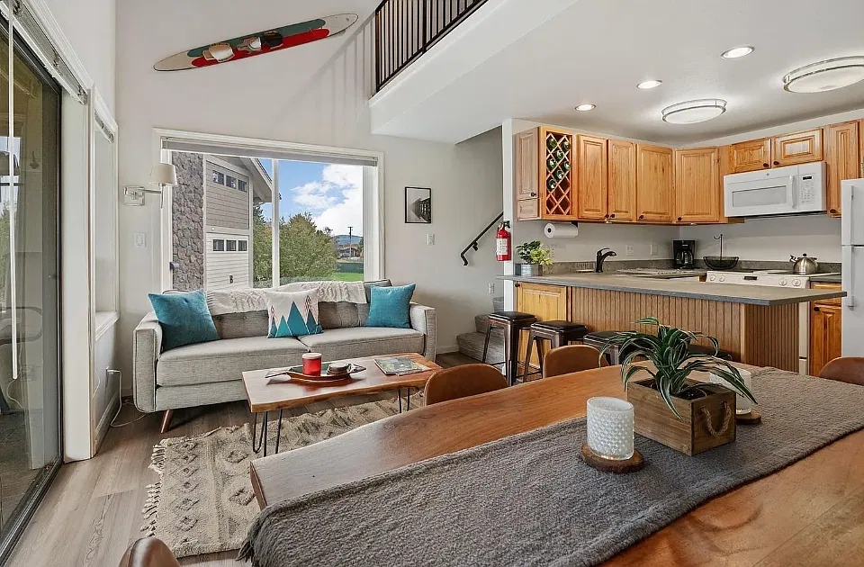 301 Iberian Way #213