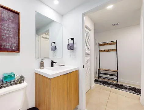 1339 NW 2nd Ln #1339 — Photo 5