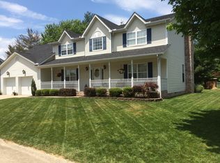 11 Sterling Dr, Hurricane, WV 25526