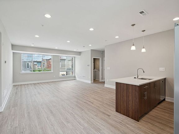 4th image of 2612 Annin St #3