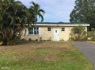 10851 Valencia Ter, Seminole, FL 33772