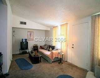 3rd image of 5321 Evergreen Meadow Ave