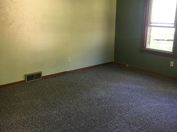 5th image of 1501 N Market St