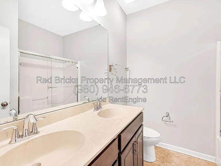 13022 Oakhaven Glen Ln — Photo 21
