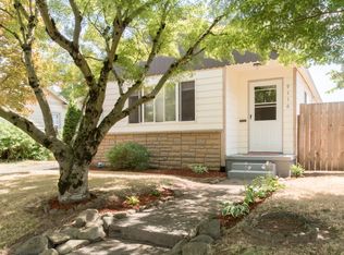 9116 NE Glisan St, Portland, OR 97220