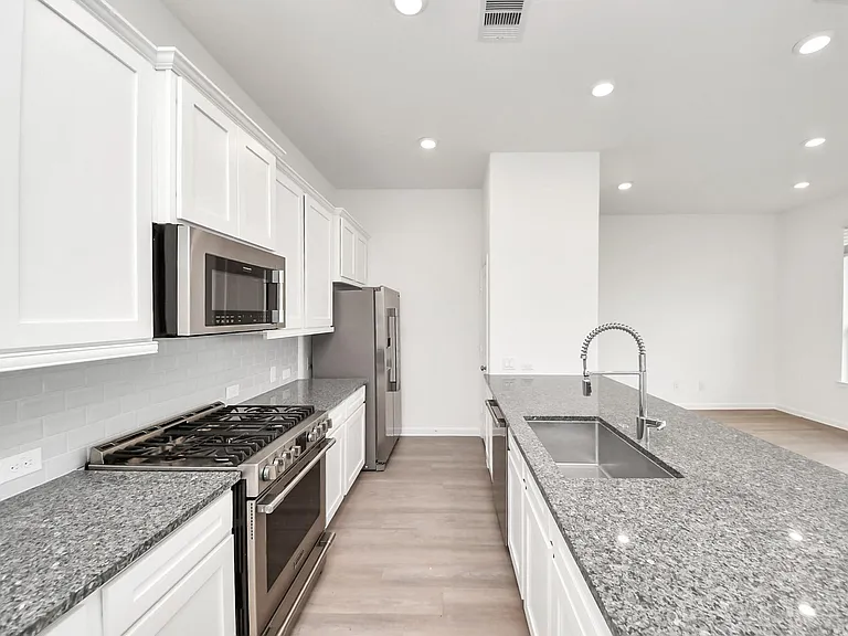 22658 Sutherland Bend Ln — Photo 5