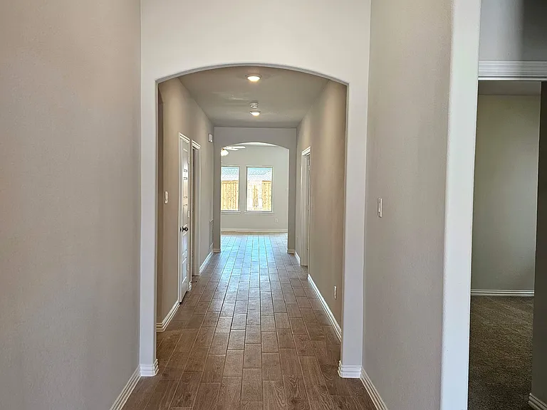 3853 Pearlwood Rd — Photo 2