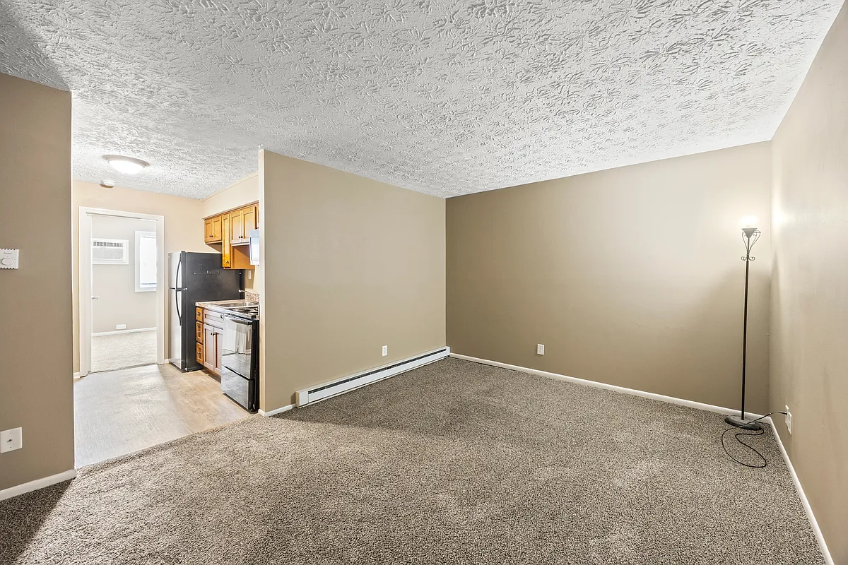 Living Room - 733 Woodland Ave