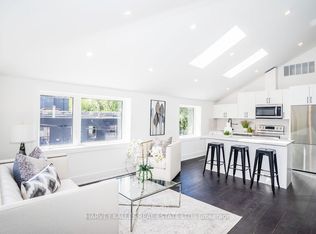 200 Munro St UNIT 3, Toronto, ON M4M 2C2