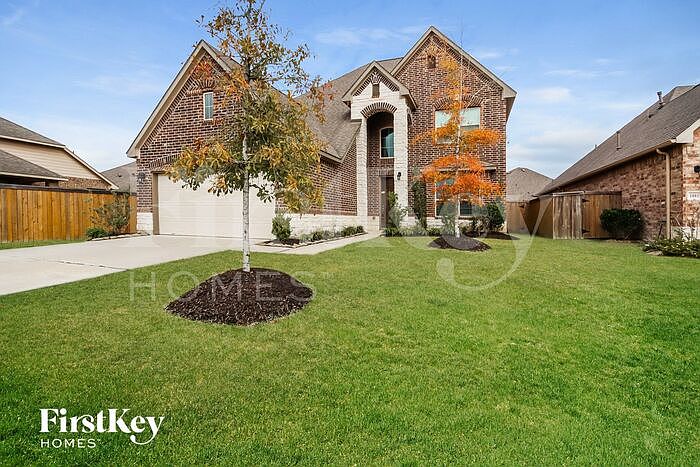1st image of 10011 Thicket Park Ln