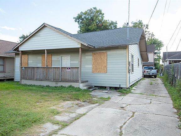 3rd image of 6816 Avenue C