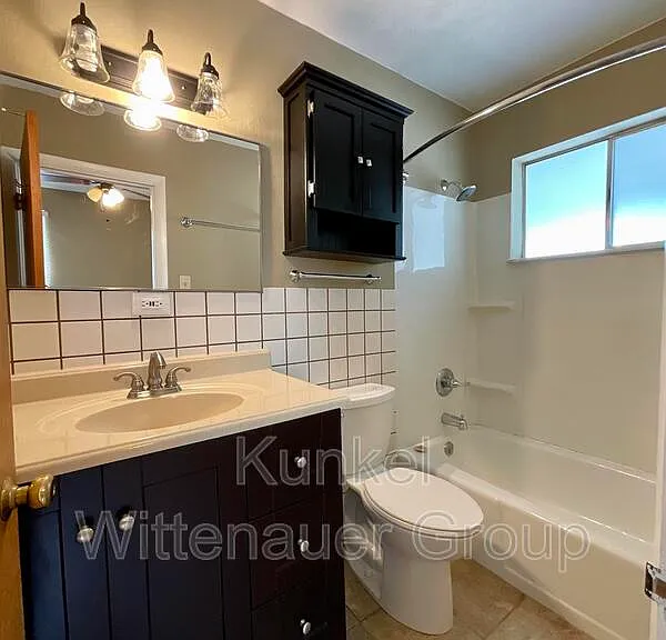 122 North Dr #A — Photo 10