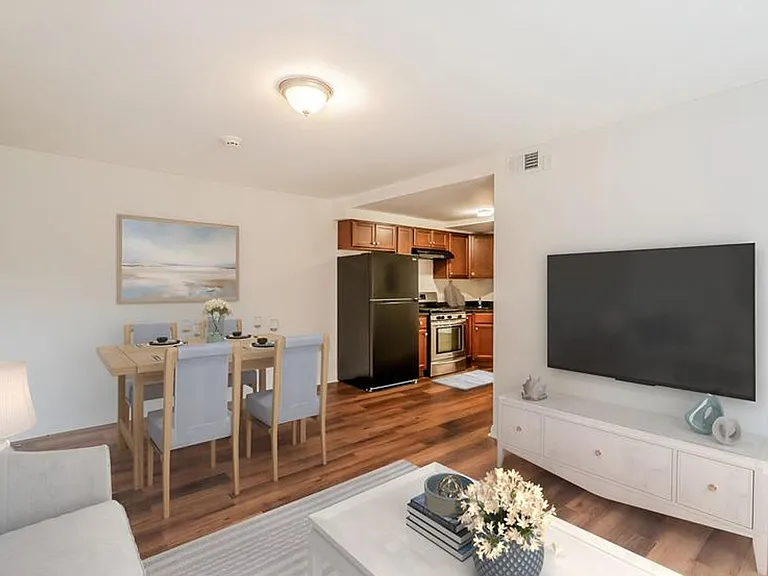 313 & 315 Anacostia Rd — Photo 16