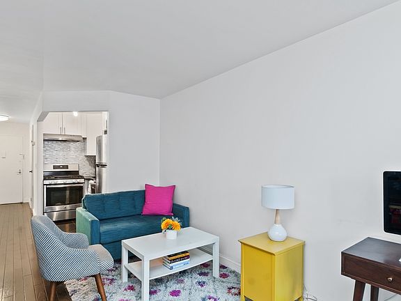 4th image of 222 W 14th St APT 2M