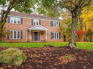 636 Westminster Rd, Hermitage, PA 16148