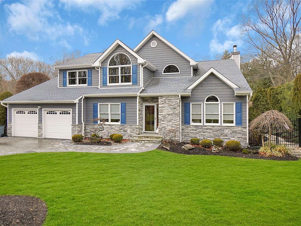 1st image of 132 Grassy Pond Dr