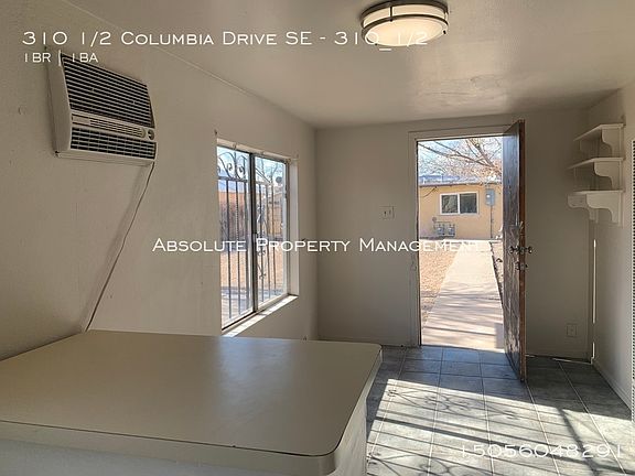 4th image of 310 1/2 Columbia Dr SE