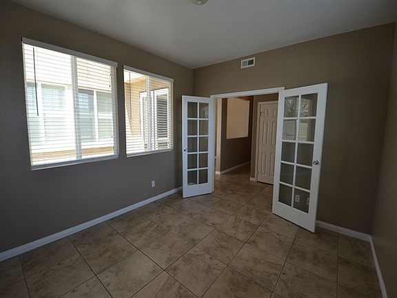 3rd image of 2796 Melissa St
