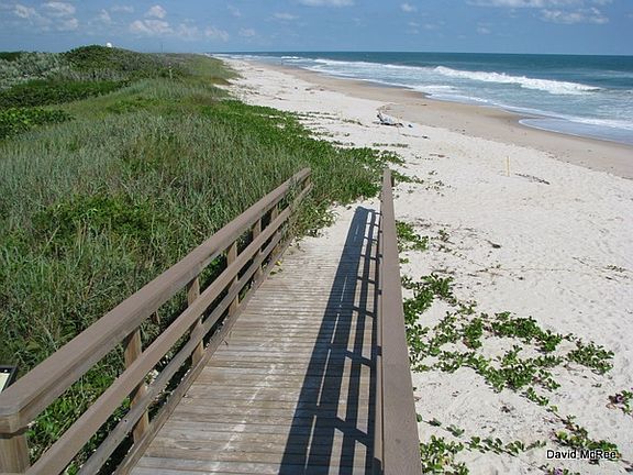 Beach Access 2.5blks