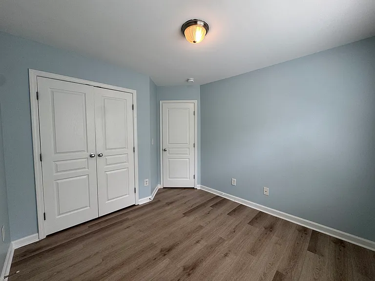 413 Hamlet Park Dr — Photo 26