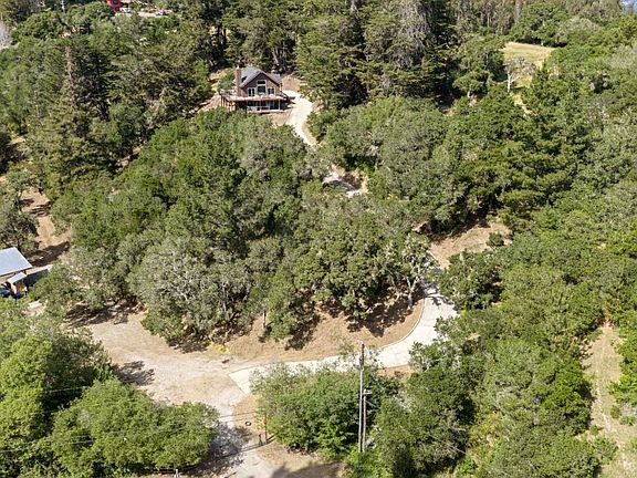 3rd image of 688 Calabasas Rd
