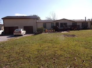 978 E 650th Rd, Lawrence, KS 66047