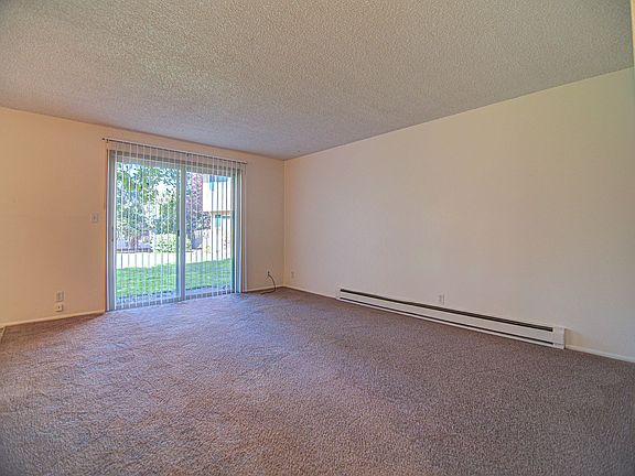 4th image of 625 34th Ave SE #314-6393