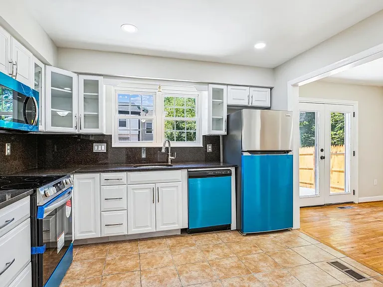 4530 Boastfield Ln — Photo 3
