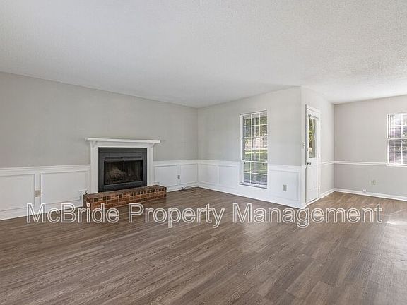 5th image of 531 Travis Ct