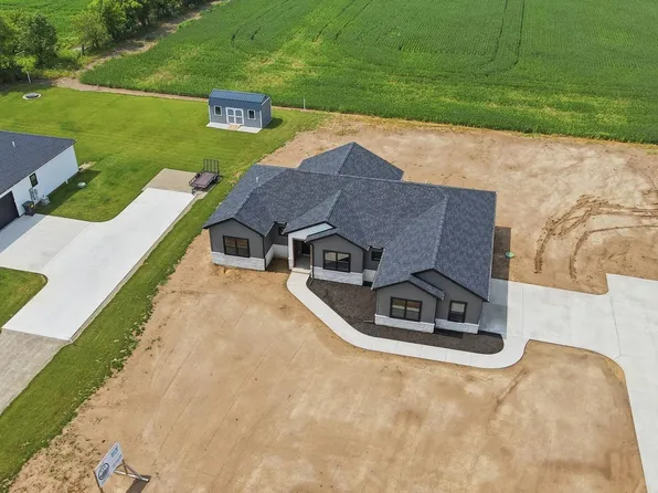 1839 Baty Rd, Lima, OH 45807