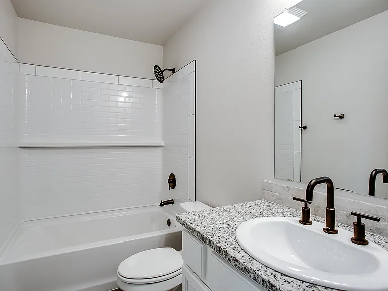10509 Abbeville Ave — Photo 16