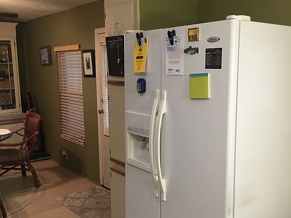 5th image of 435 Bark Cir