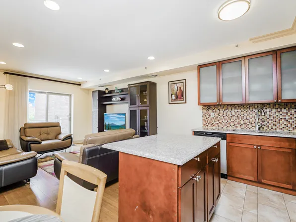 1689 East 21st Street image 12 of 32