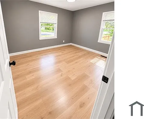 3 bed, 1000 sqft, $1,499 — Photo 4