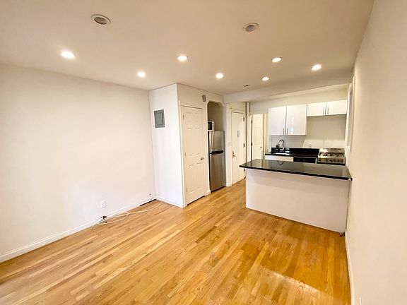2nd image of 284 E 10th St APT 3A
