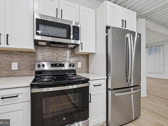 5th image of 1116 N Bodine St #C