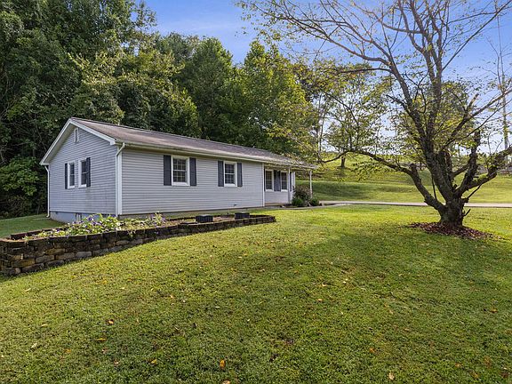 2nd image of 14227 Peaceful Valley Rd