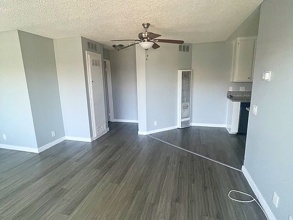 3rd image of 1135 Raymond Ave APT 5