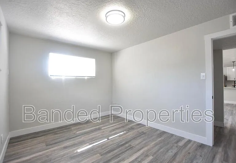 5155 S 4660 W — Photo 7