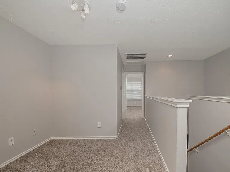 247 W Stedhill Loop — Photo 10