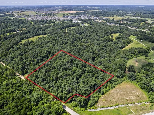 W Tanyard Hollow Rd, Bentonville, AR 72712