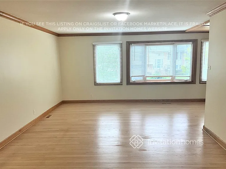 349 Huntington Way — Photo 2