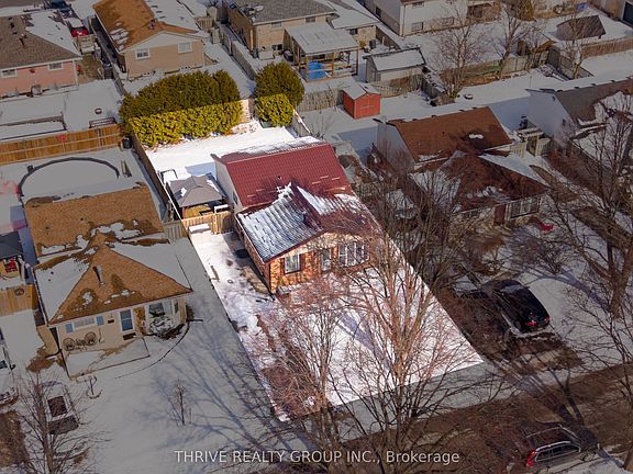 2nd image of 20 Buchan Rd