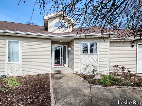 3rd image of 9787 Shaw Creek Ct NE