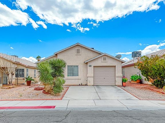 2nd image of 2029 Rose Coral Ave