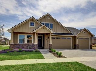 5195 N Fox Run Way, Meridian, ID 83646
