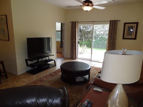 5th image of 1571 SE Wilshire Pl APT 104