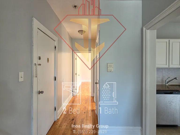 25 W 33rd St #14 — Photo 17