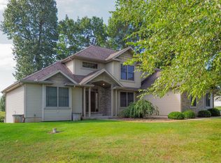61721 Stonegate Dr, Centreville, MI 49032